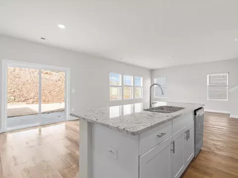 1079 Appalachian Dr, Moore, SC 29369 photo 9