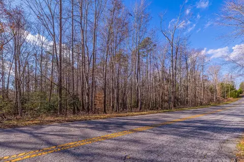 225 Frontier Rd, Enoree, SC 29335 photo 3