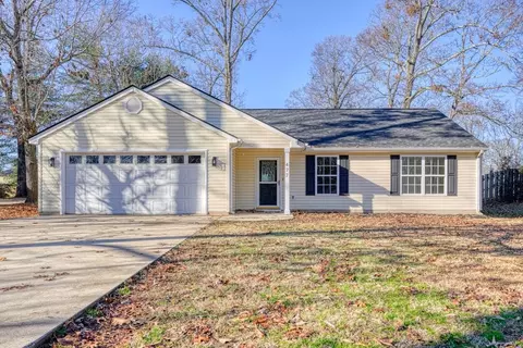 477 Hampton Rd, Lyman, SC 29365
