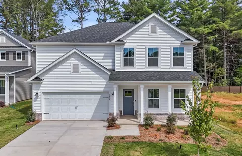 1019 Whitefox Dr, Spartanburg, SC 29307