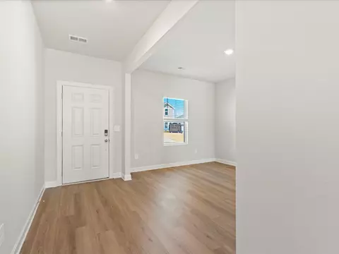 1084 Appalachian Dr, Moore, SC 29369 photo 2