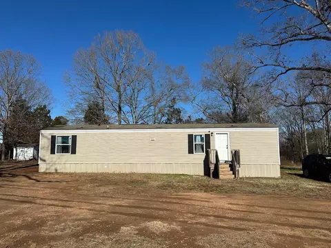 732 Dillon St, Chesnee, SC 29323
