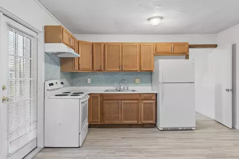 Kitchen - 348 Watson St, Laurens, SC 29360 photo 1 of 2