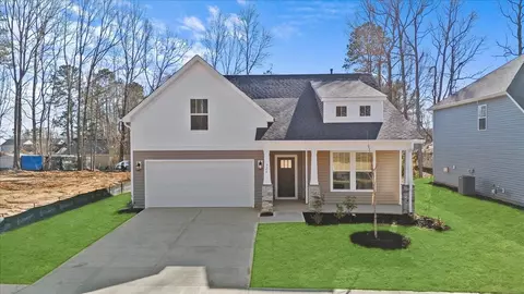 726 Old Magnolia Ln, Woodruff, SC 29388