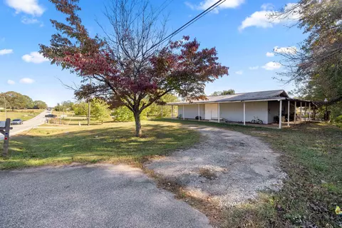 549 Berry Shoals Rd, Duncan, SC 29334