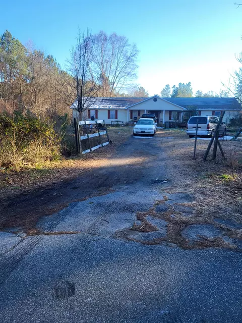 1041 Motlow School Road Rd, Campobello, SC 29322