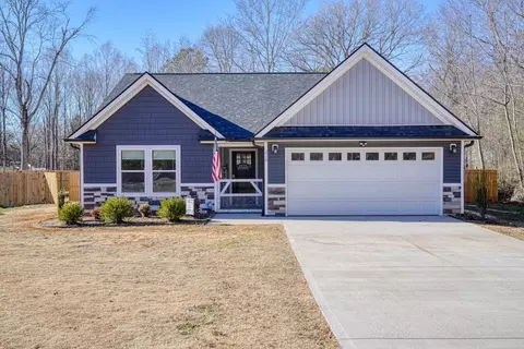 216 Pine Grove Cir, Chesnee, SC 29323