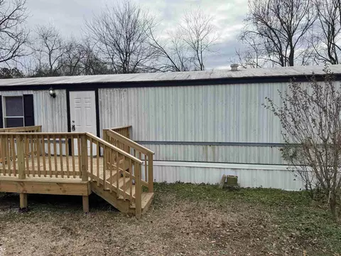 110 Old Shelby St, Blacksburg, SC 29702