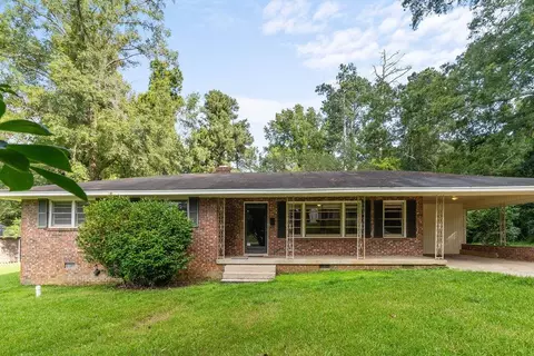 409 Daniel Ct, Greenwood, SC 29649