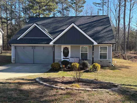 208 Brimfield Dr, Cowpens, SC 29330