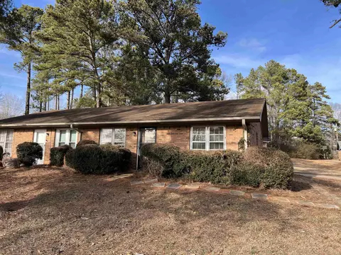 734 Idlewood Cir, Spartanburg, SC 29307