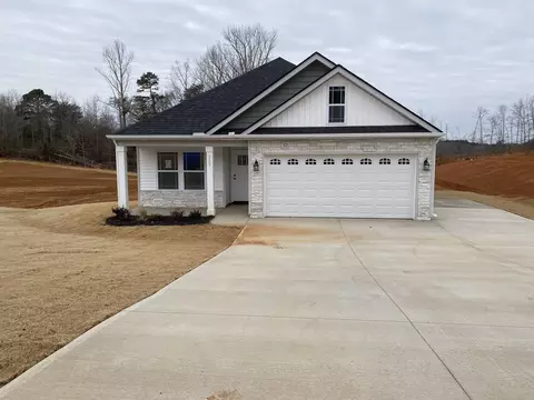 560 Fairlead Ln, Chesnee, SC 29323