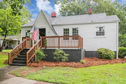 147 White Oak Rd, Spartanburg, SC 29301