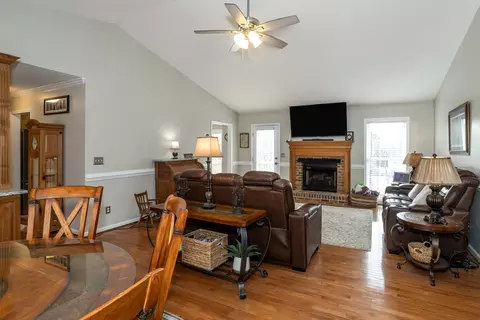 45 Rollingreen Rd, Greer, SC 29651 photo 10