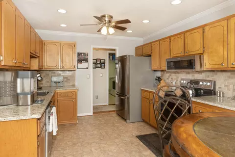 45 Rollingreen Rd, Greer, SC 29651 photo 13