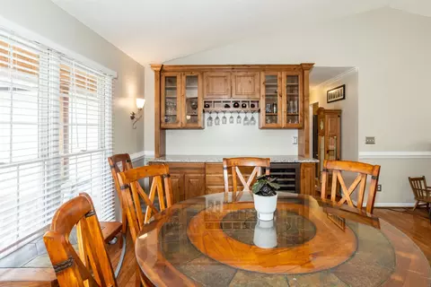 45 Rollingreen Rd, Greer, SC 29651 photo 8