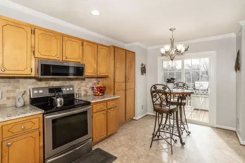 45 Rollingreen Rd, Greer, SC 29651 photo 12
