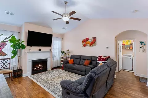 752 Silver Pines Ln, Duncan, SC 29334 photo 5
