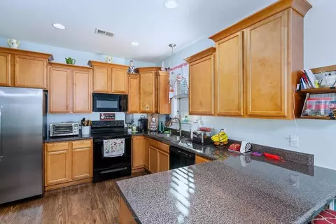 752 Silver Pines Ln, Duncan, SC 29334 photo 10