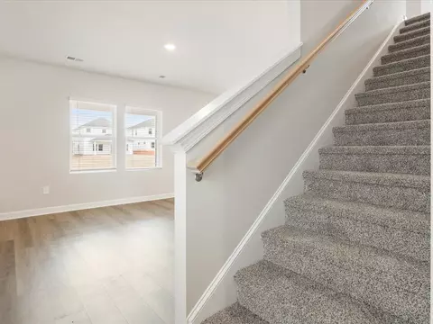 Entry Way - 605 Spruce Pine Dr, Pendleton, SC 29670 photo 4 of 6