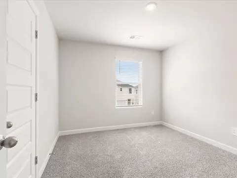 Bedroom - 605 Spruce Pine Dr, Pendleton, SC 29670 photo 6 of 7