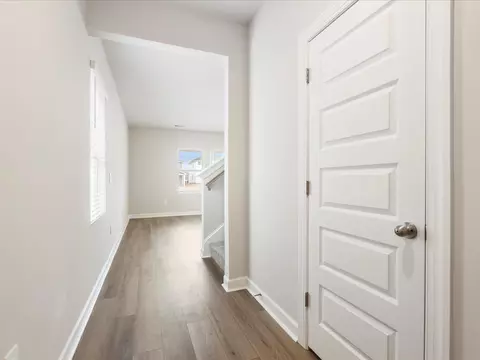 Entry Way - 605 Spruce Pine Dr, Pendleton, SC 29670 photo 2 of 6