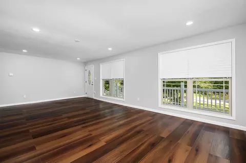 217 Prince St, Williamston, SC 29697 photo 6