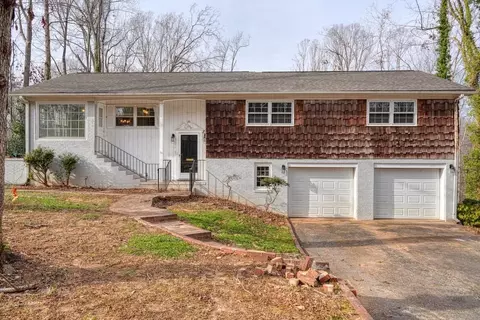218 Lakewood Dr, Spartanburg, SC 29302