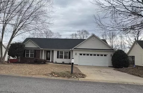 501 Belcher Home Pl, Boiling Springs, SC 29316
