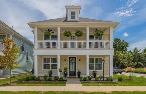 2 Lewes Ave, Simpsonville, SC 29681