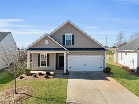 225 Cassingham Ln, Boiling Springs, SC 29316