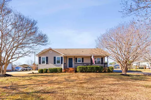 1828 John Dodd Rd, Wellford, SC 29385