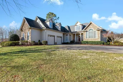 1188 S Barton Rd, Taylors, SC 29687