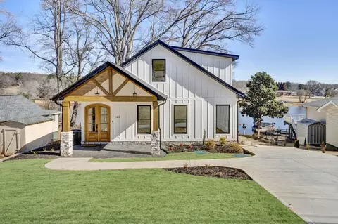 149 Lakeview Dr, Inman, SC 29349