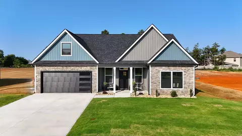 1008 S November Dr, Boiling Springs, SC 29316