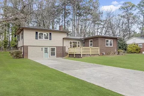 106 Maple Dr, Gaffney, SC 29341