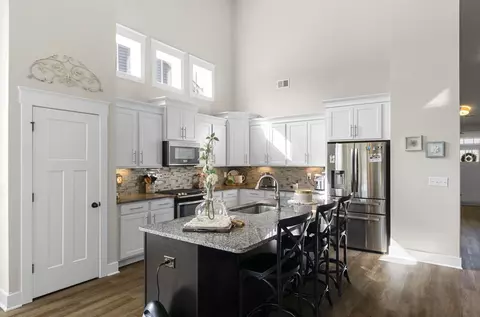 Kitchen - 117 Foxbank Cir, Greer, SC 29651 photo 1 of 3