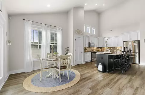 Dining - 117 Foxbank Cir, Greer, SC 29651 photo 3 of 4