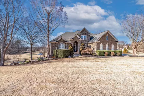 255 Sandy Run Dr, Greer, SC 29651 photo 2