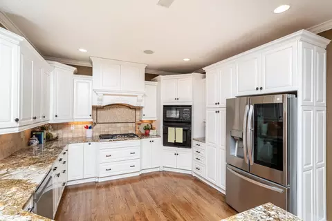255 Sandy Run Dr, Greer, SC 29651 photo 12