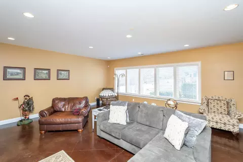 255 Sandy Run Dr, Greer, SC 29651 photo 32