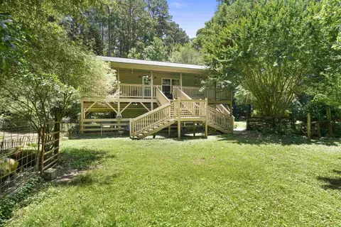 130 Valgarde Ln, Woodruff, SC 29388