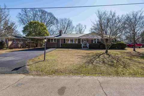 123 Lyndhurst, Spartanburg, SC 29307