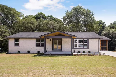 332 Bagwell Rd, Greenville, SC 29615
