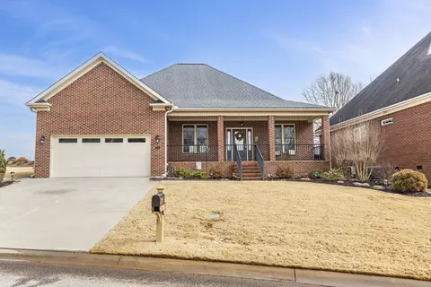 489 Cider Park Dr, Boiling Springs, SC 29316
