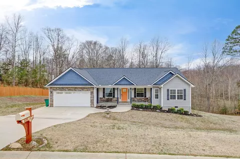 329 Deer Trail Ln, Woodruff, SC 29388