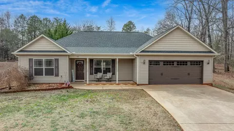 345 Natures Trl, Gaffney, SC 29341