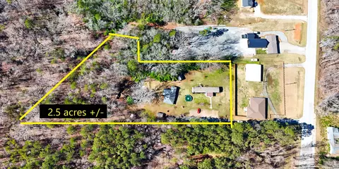 102 Casey Valley Ln, Woodruff, SC 29388