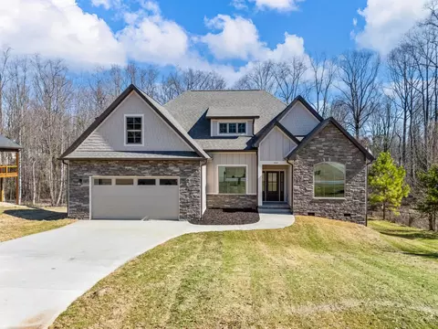 164 Woodland Ave, Inman, SC 29349