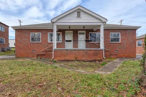 758 Maple St, Spartanburg, SC 29302